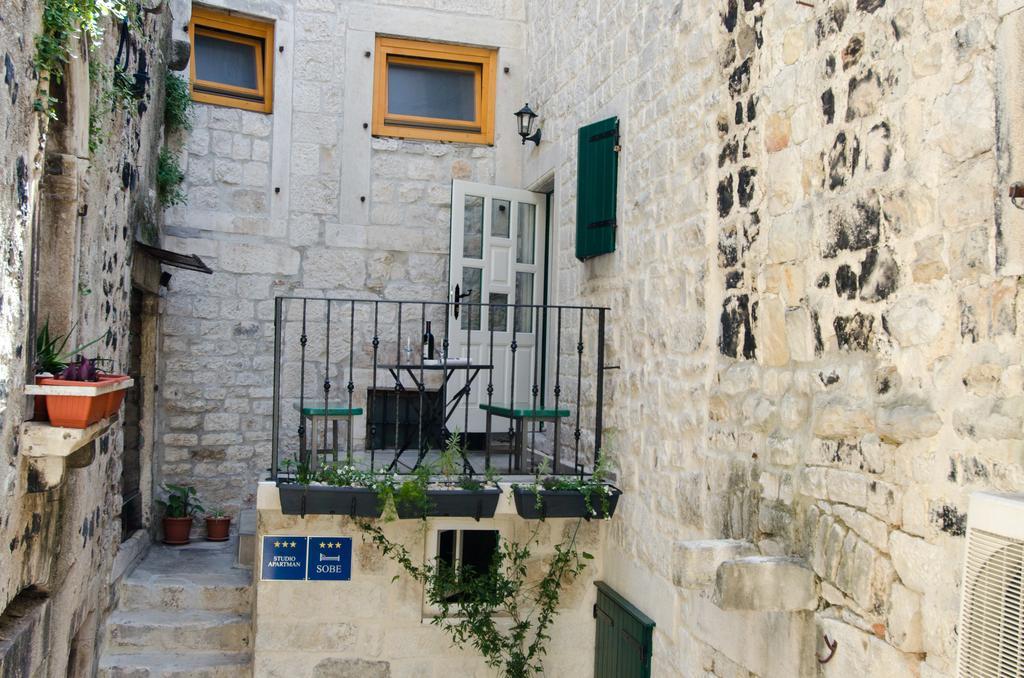 Kaja Apartment